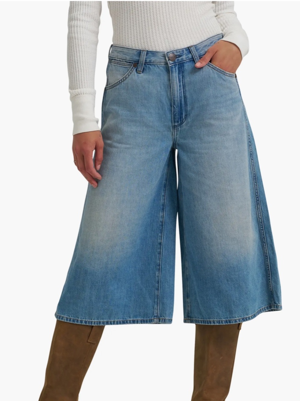 Free People x Wrangler Denim Culottes
Size 26/NWT